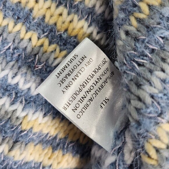 Adora In your Dreams Sweater, Light Blue, fits like a medium

Lot E - Picture 2 of 7